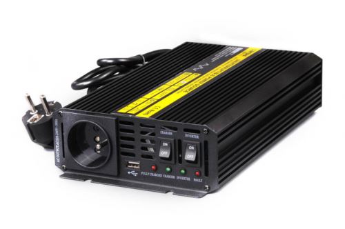 Měnič+dobíječ z 12V DC na 230V AC 600W trvale